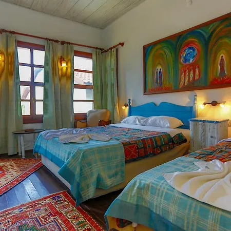 Atelya Art Hotel